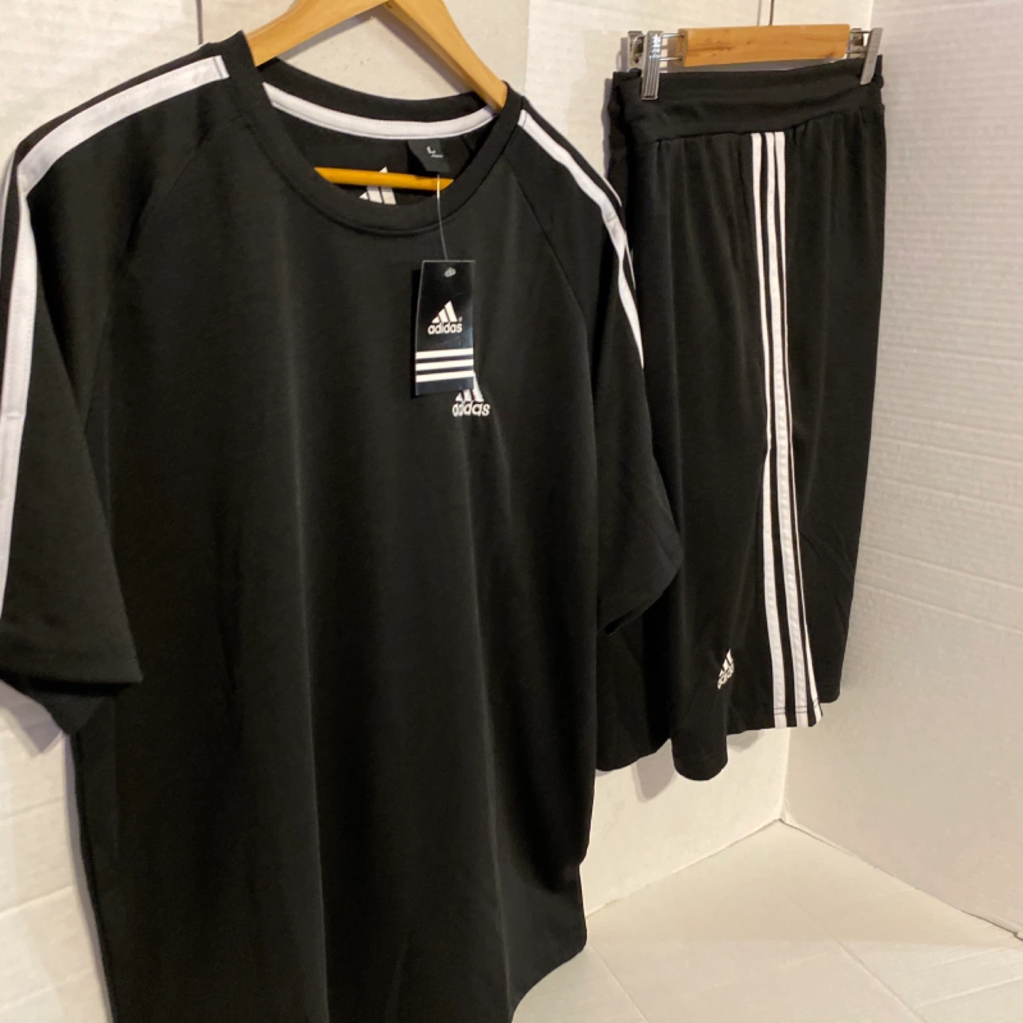 Adidas Black Athletic T-Shirt and Shorts Set - photo 5