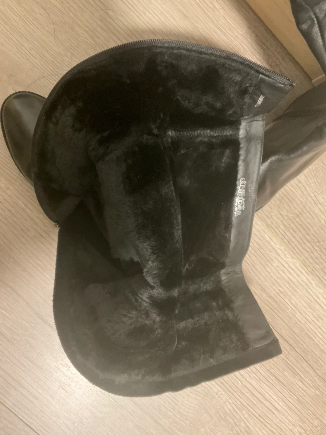 Black Leather Boots with Fur Lining - photo 3