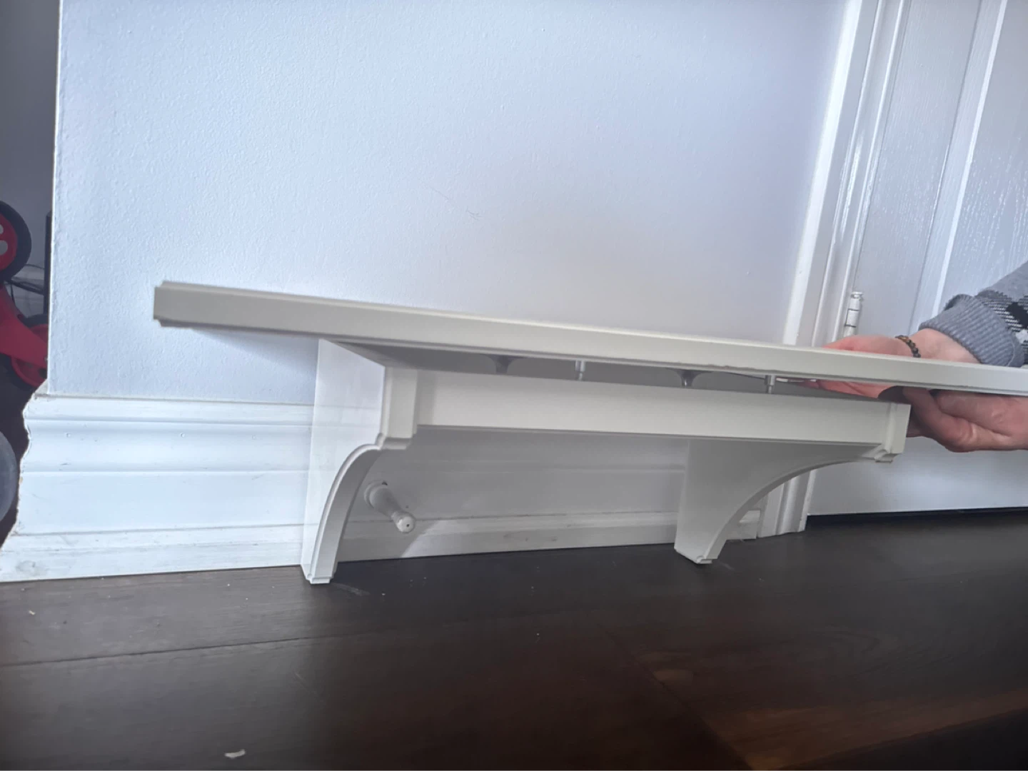 White shelf - photo 4