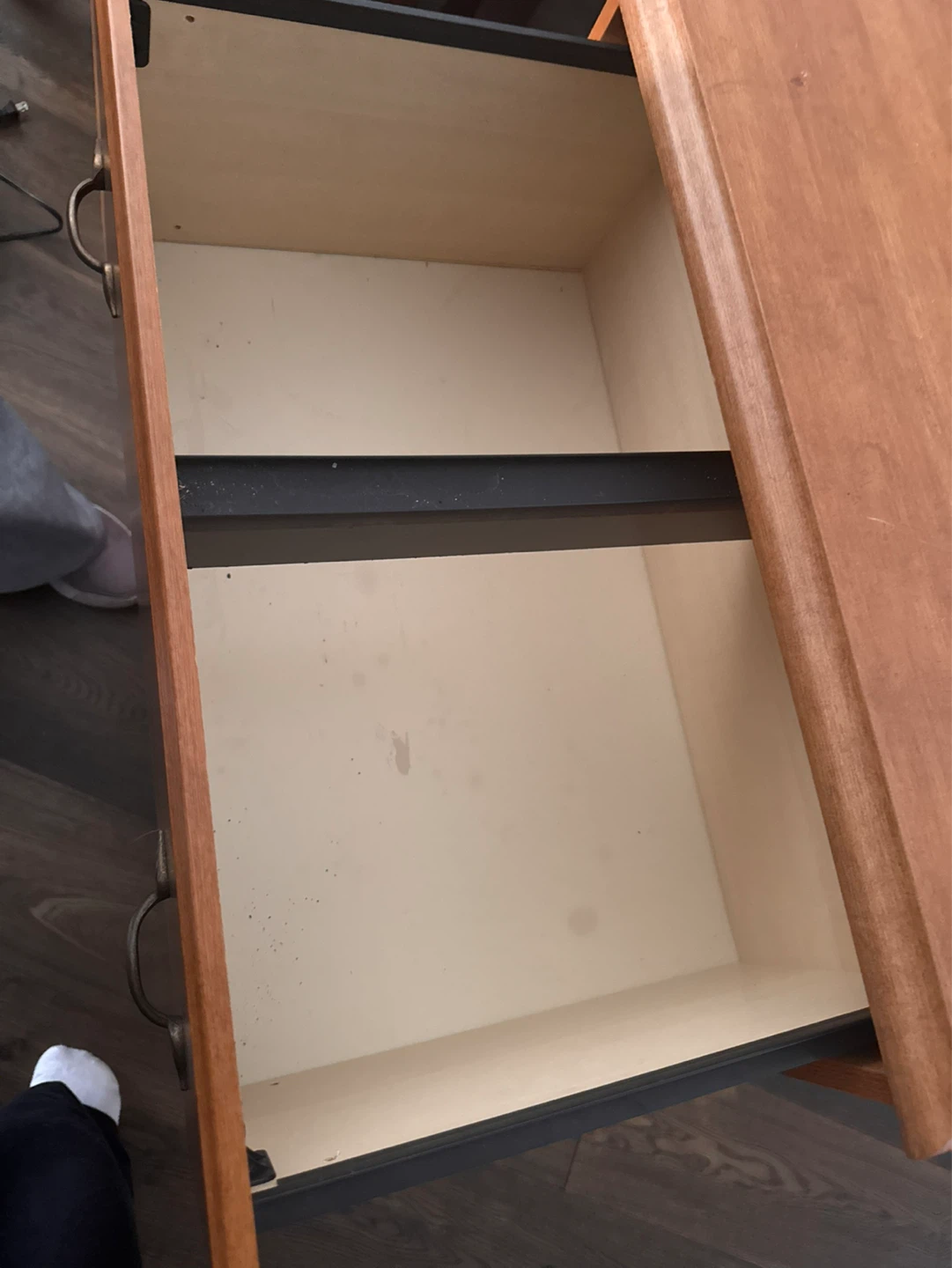 Wooden 2-Drawer Filing Cabinet - photo 4