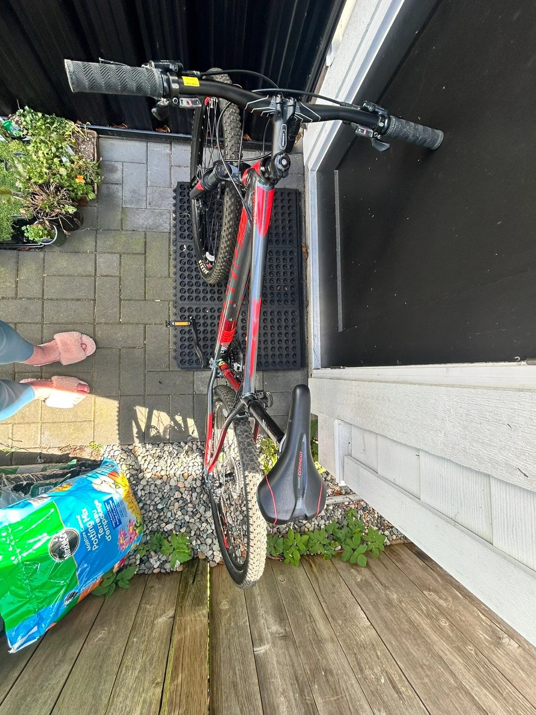 Giant Talon 3 Mountain Bike - photo 3