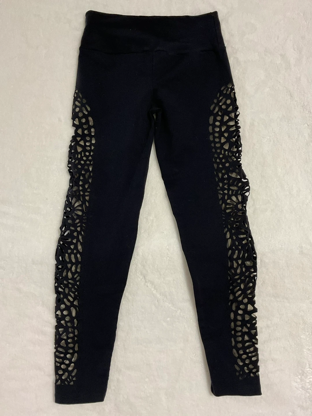 Black Leggings with Cutout Detail - photo 2