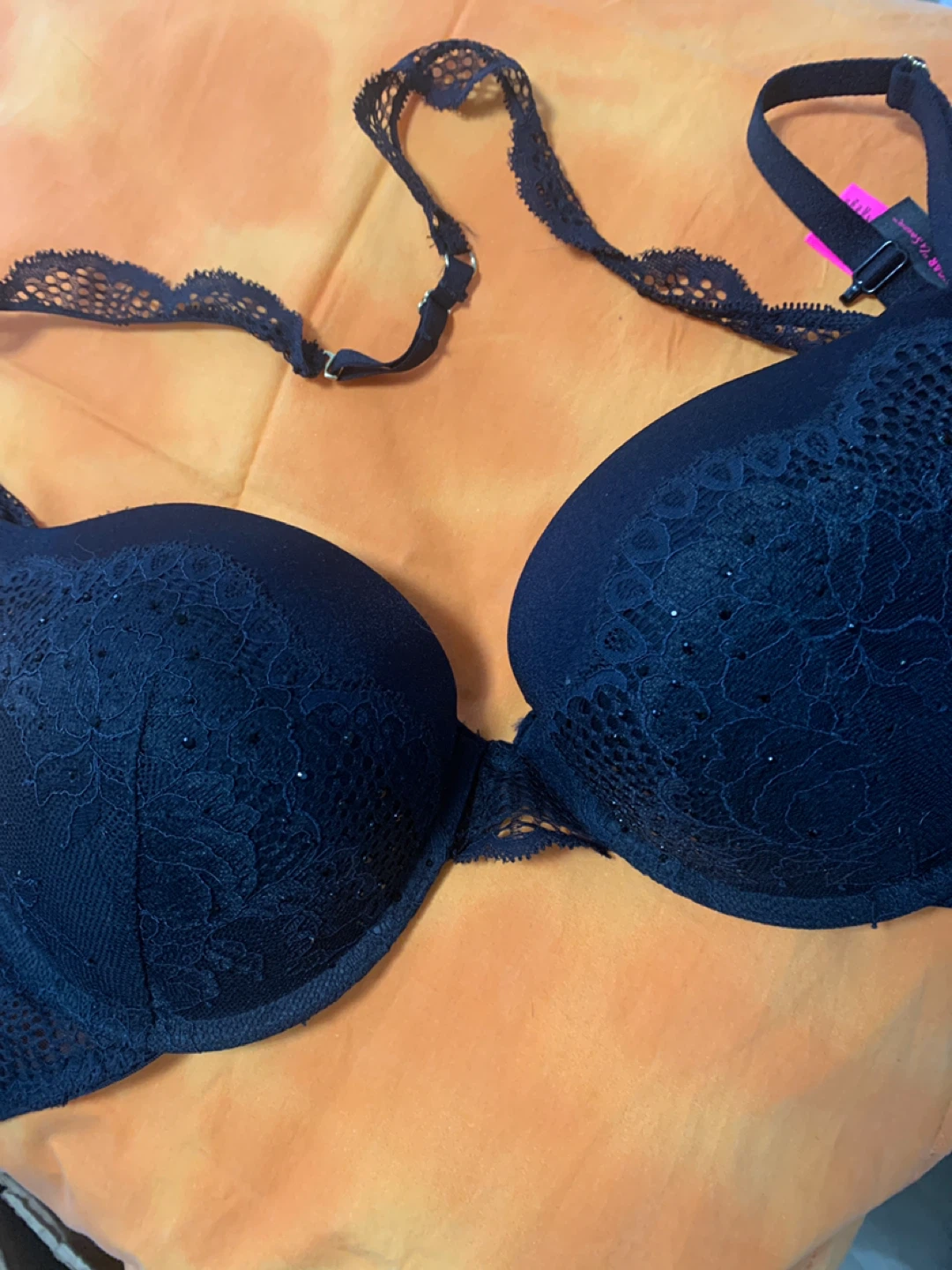 La Senza Black Lace Bra - Size 36C