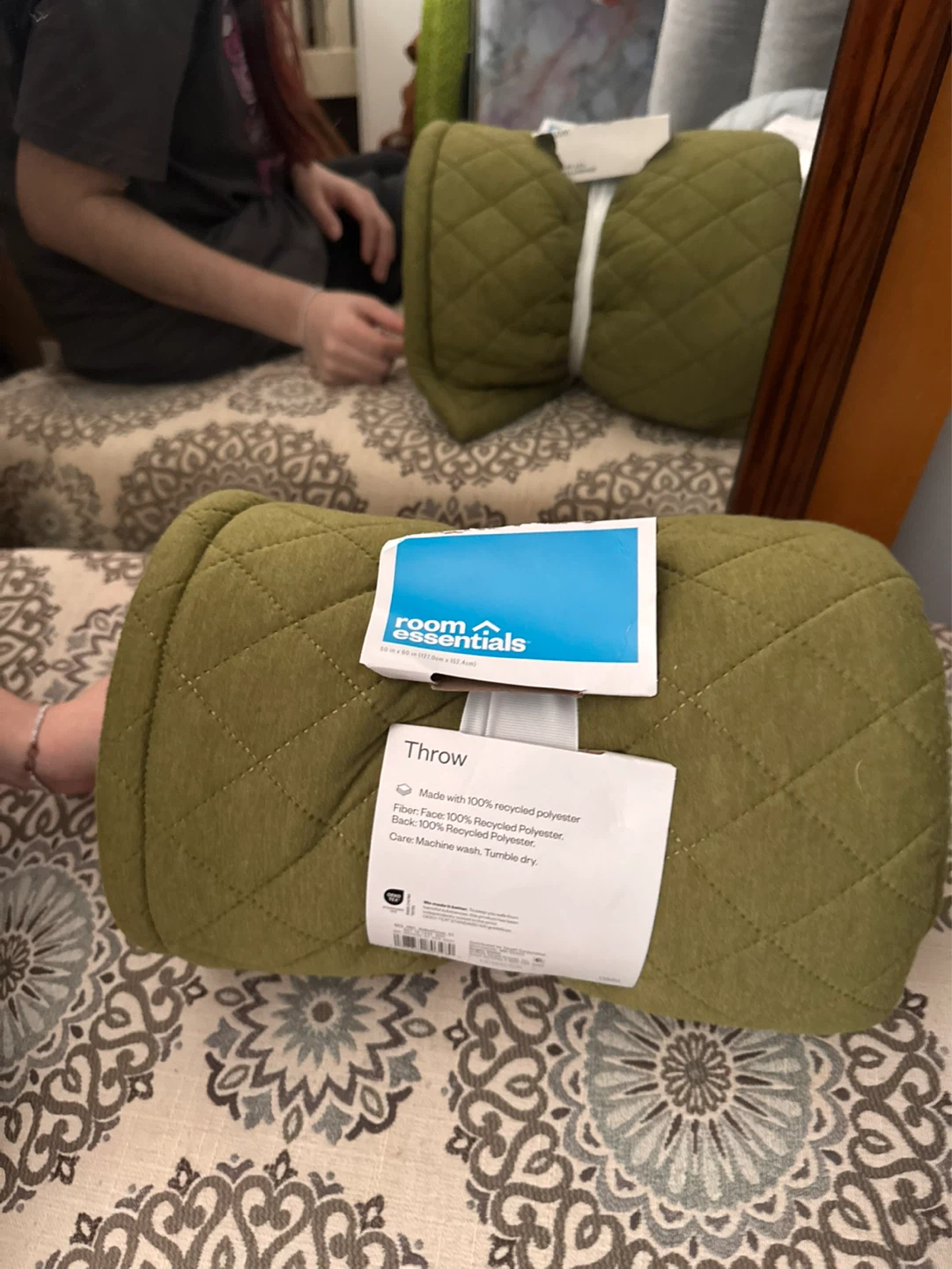 Room Essentials Quilted Throw - Olive Green