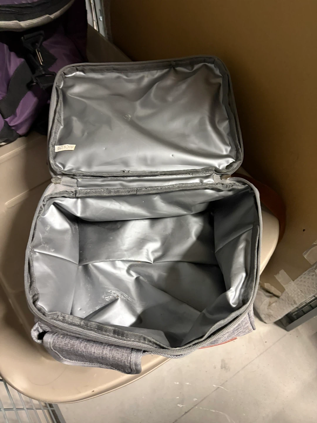 Grey Insulated Lunch Bag - photo 3