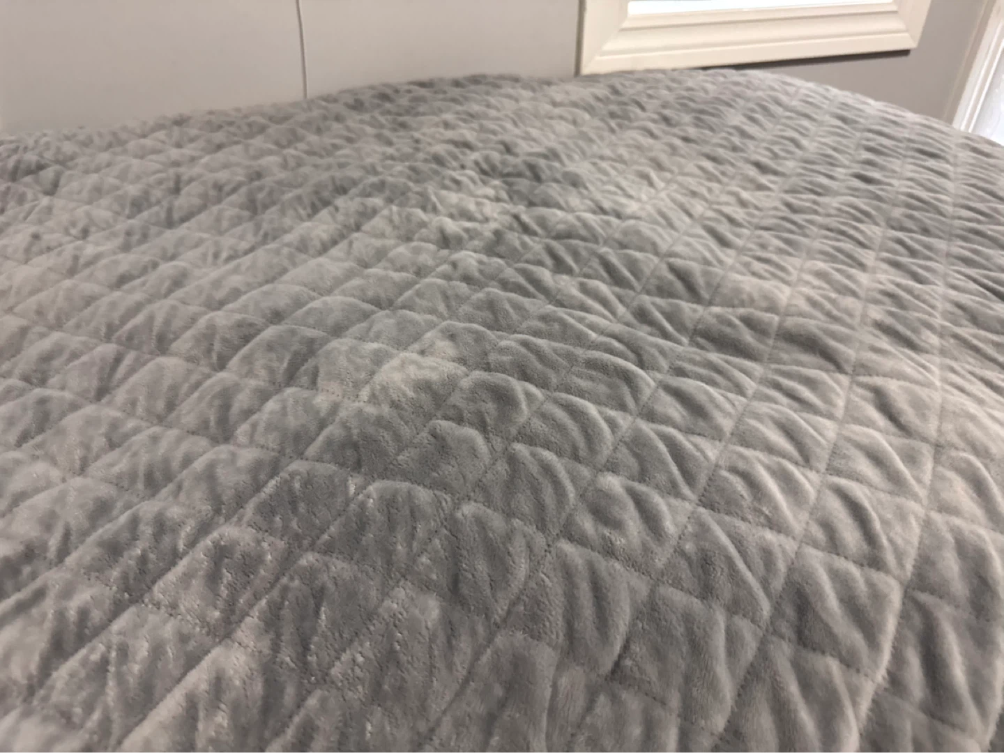 Gravid Grey Quilted Blanket - photo 3