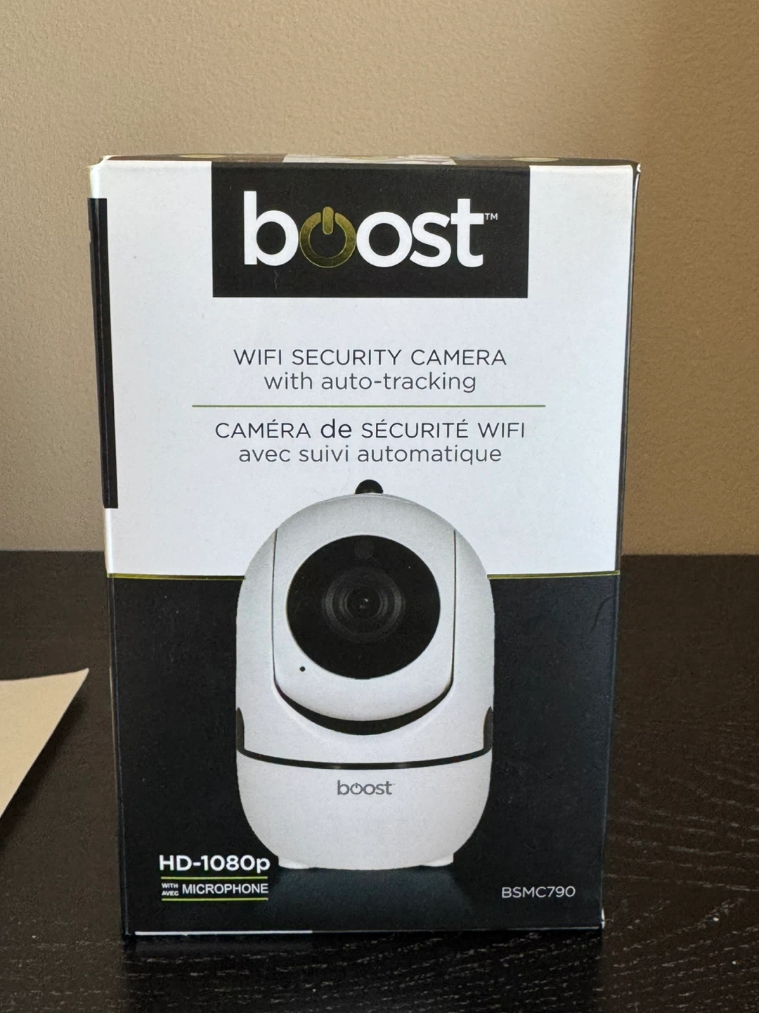 Boost WiFi Security Camera with Auto-Tracking