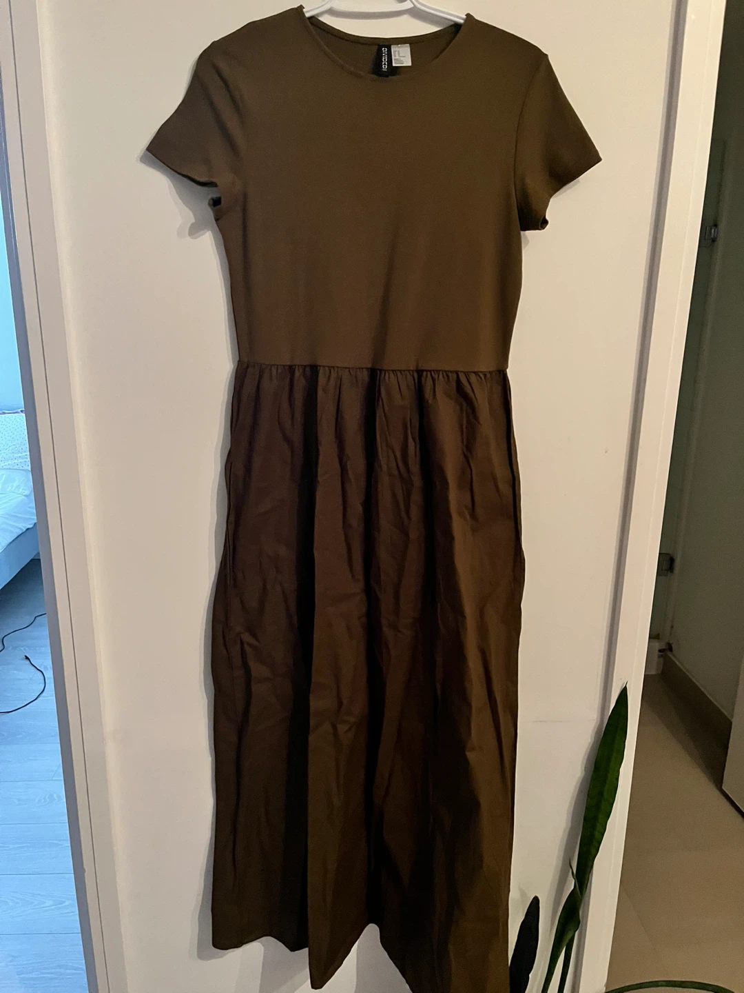Divided by H&M T-shirt Dress - Olive Green (Final Sale)