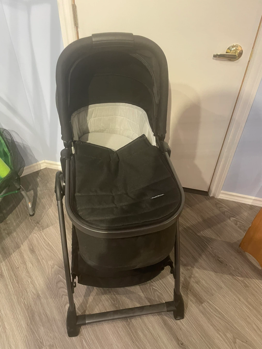 Peg Perego Bassinet with Home Stand - photo 3
