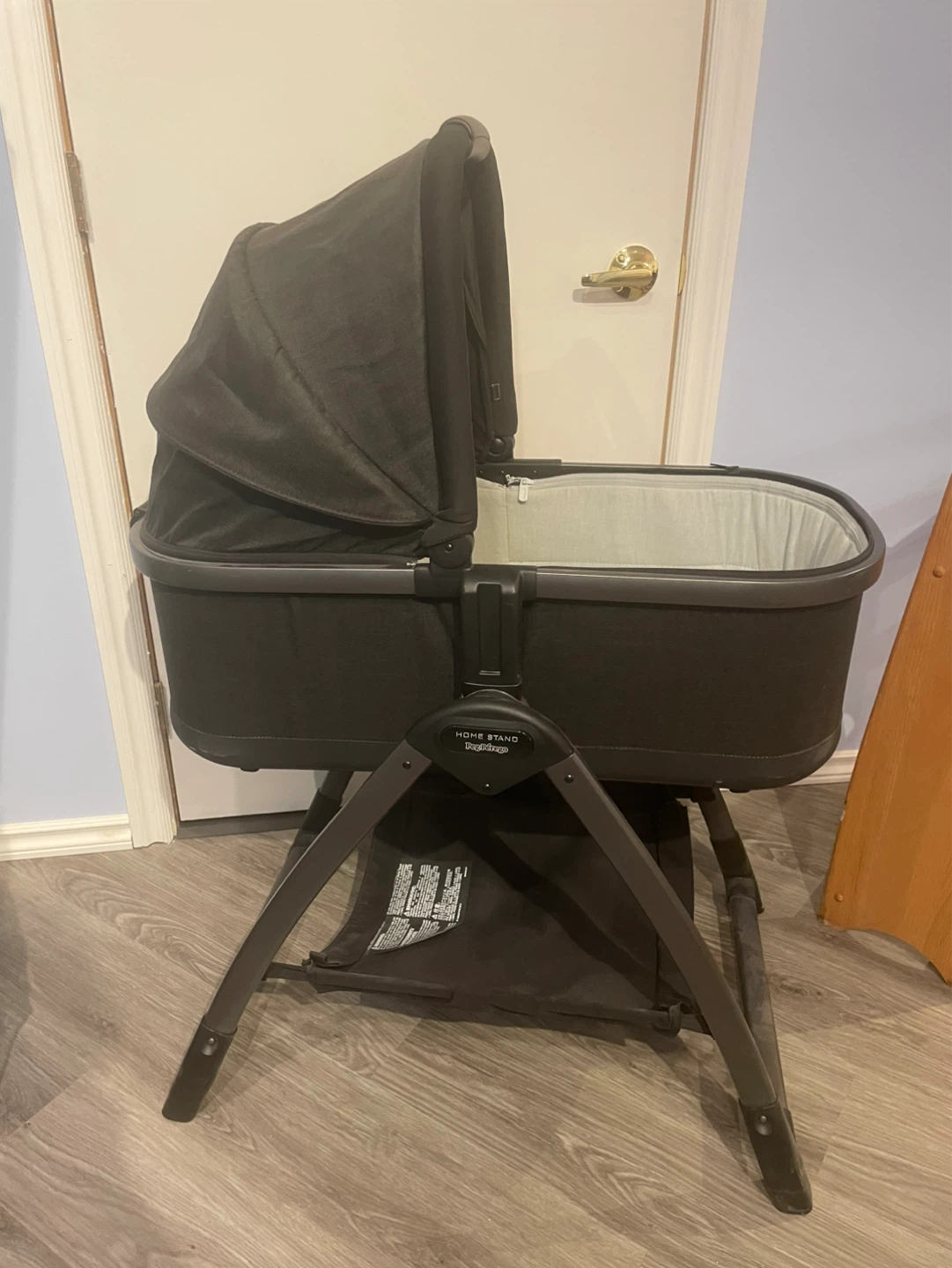 Peg Perego Bassinet with Home Stand