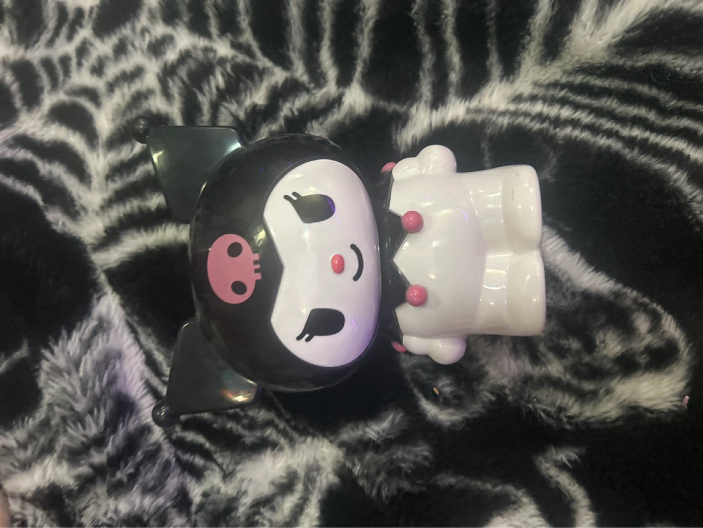 Sanrio Kuromi makeup brush holder