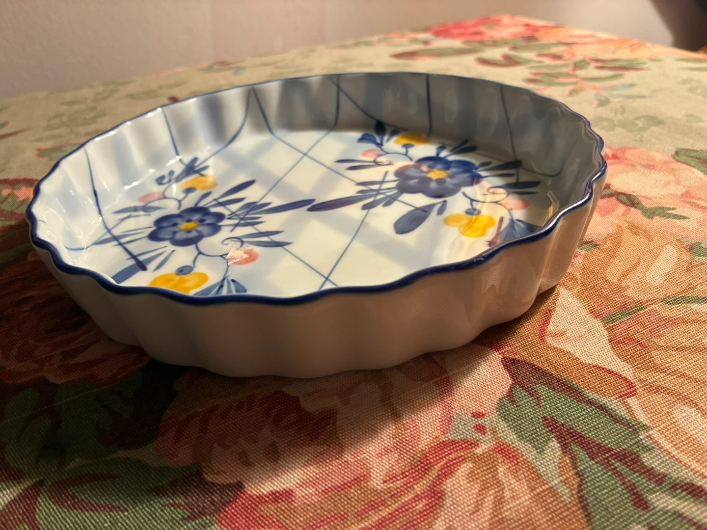 Round Floral Dish - photo 2