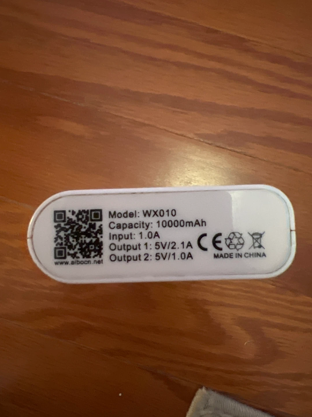 AIBOCN 10000mAh Portable Power Bank WX010 - photo 2