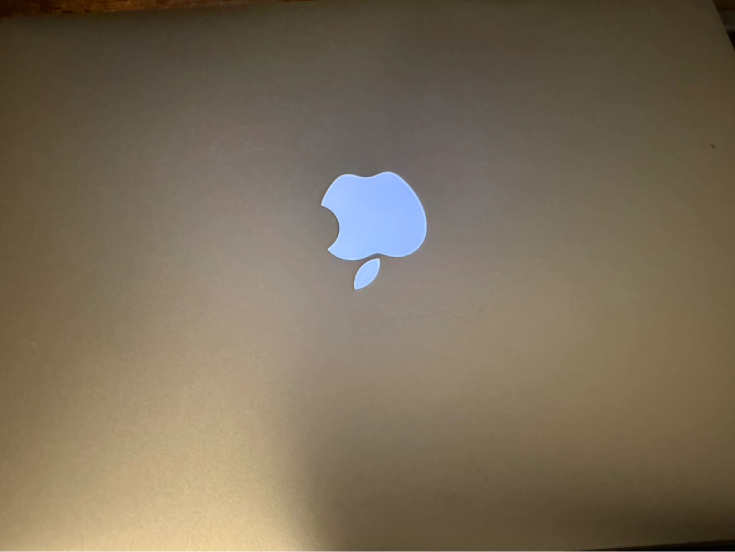 Apple MacBook Air 13-inch Early 2015 Laptop - photo 3