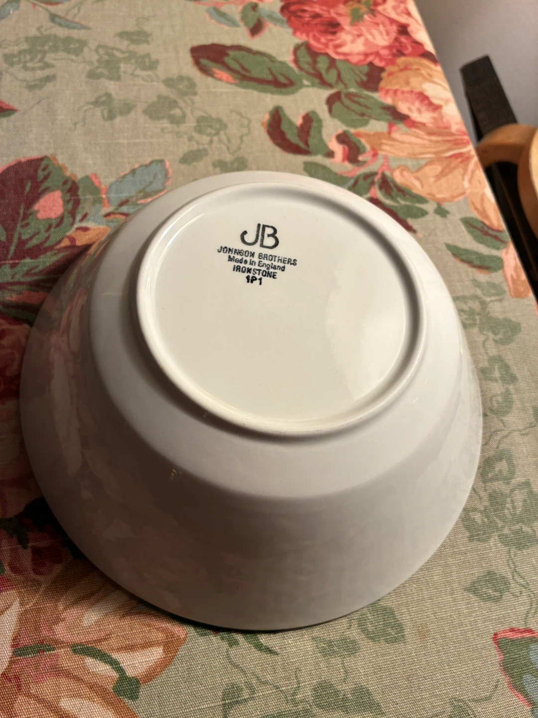 Johnson Brothers Ironstone Bowl - photo 2
