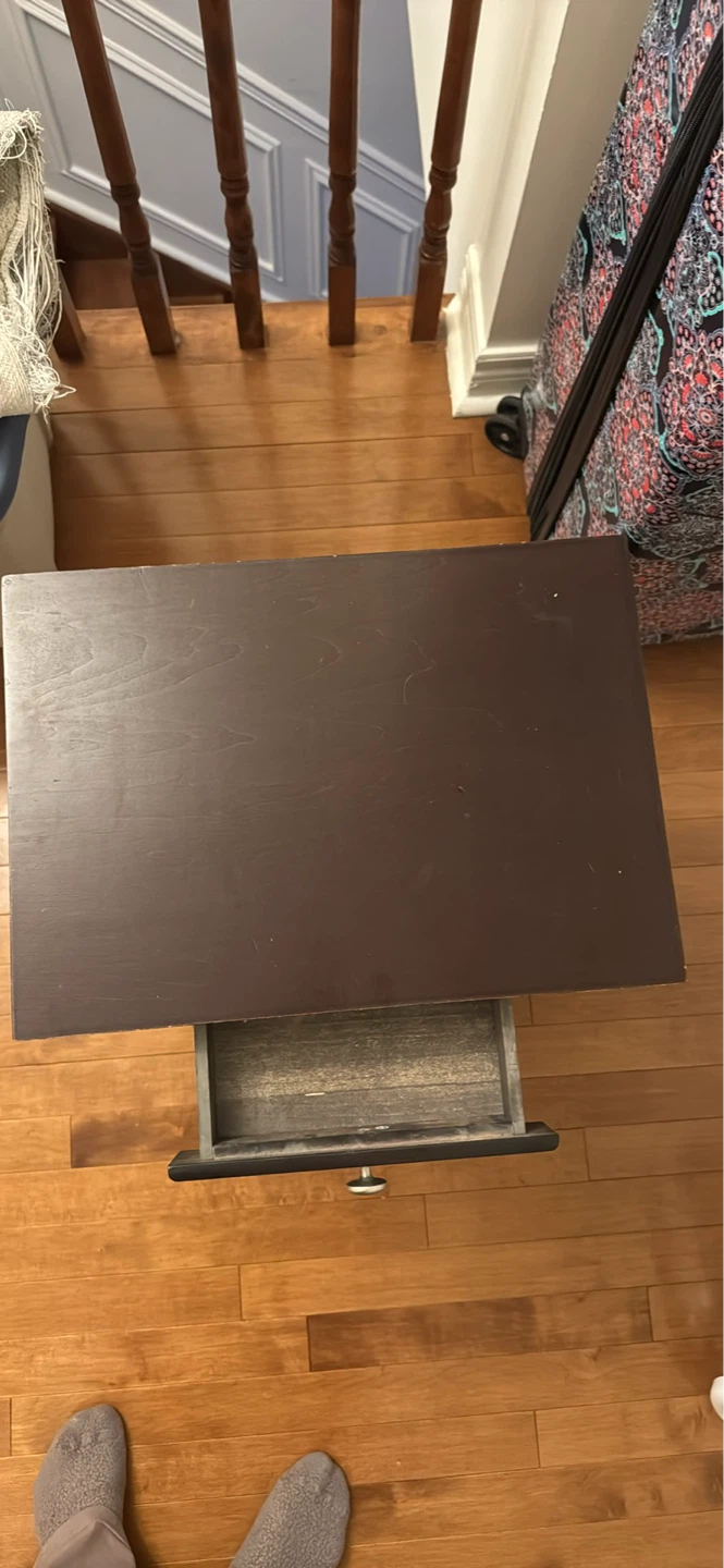 Small End table. - photo 3
