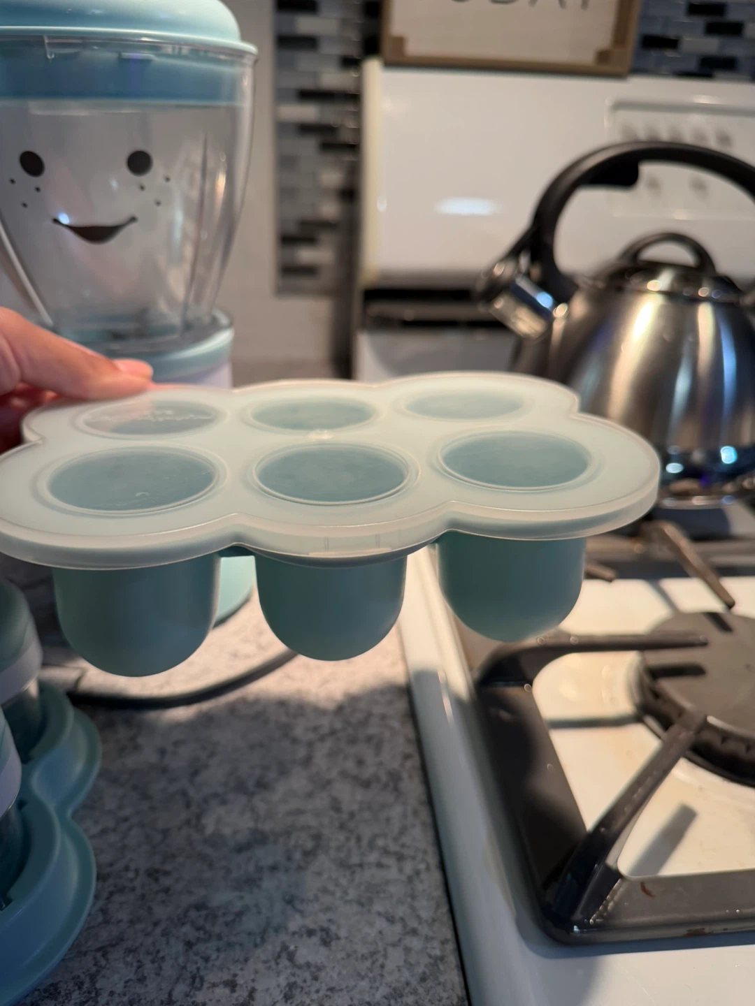 Nutrabullet Baby Food Maker & Storage Containers - photo 2