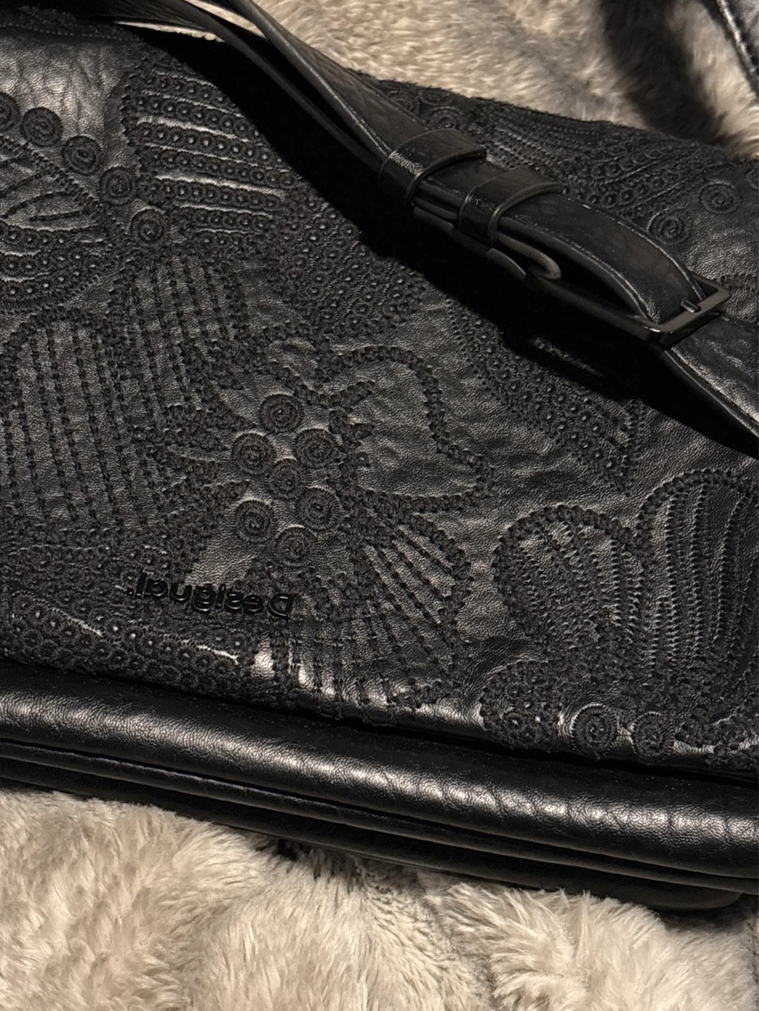 Desigual Black Embossed Shoulder Bag - photo 2