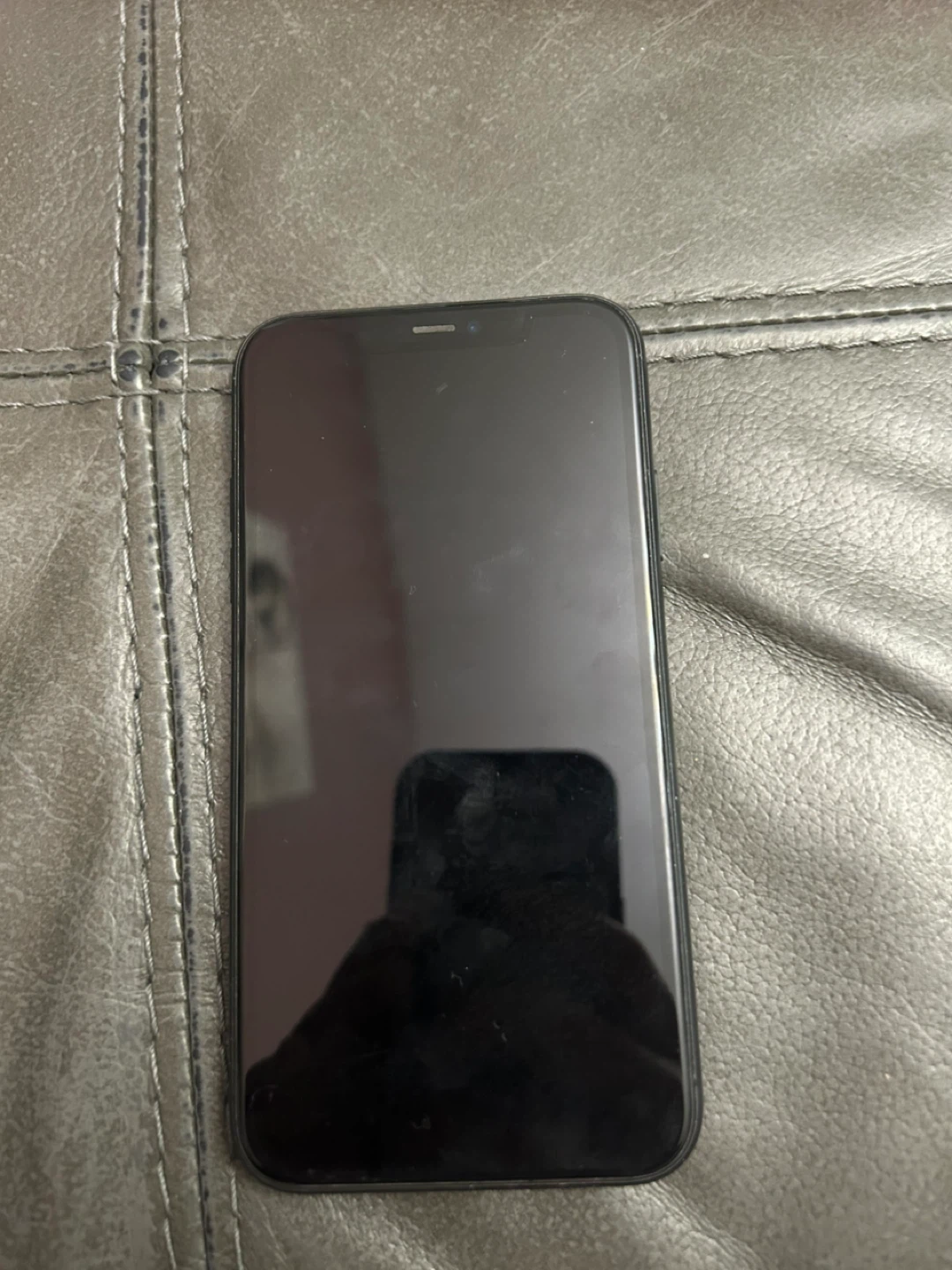 Apple iPhone 11 - Black