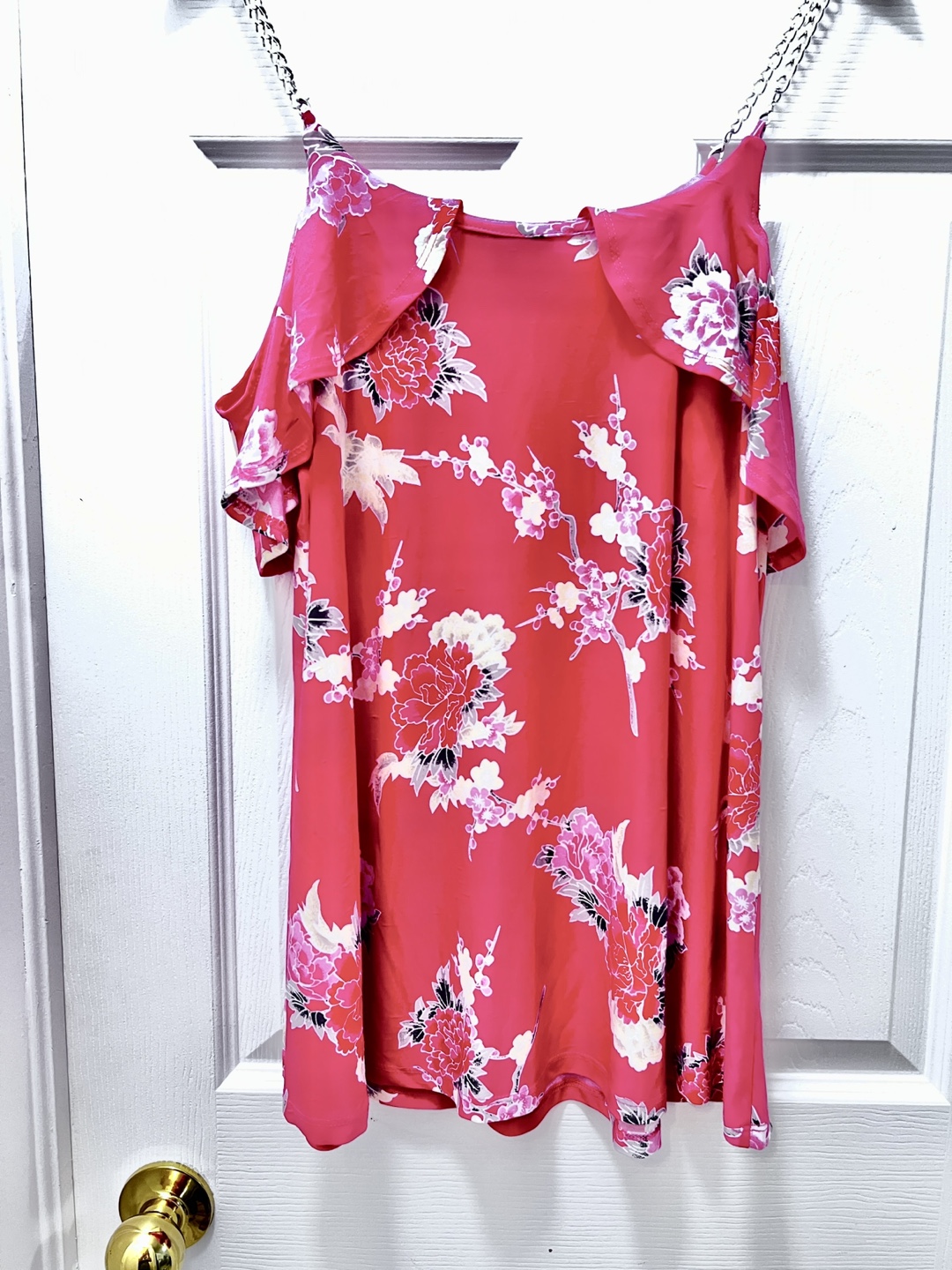 Brand new Cold Shoulder Top - photo 2