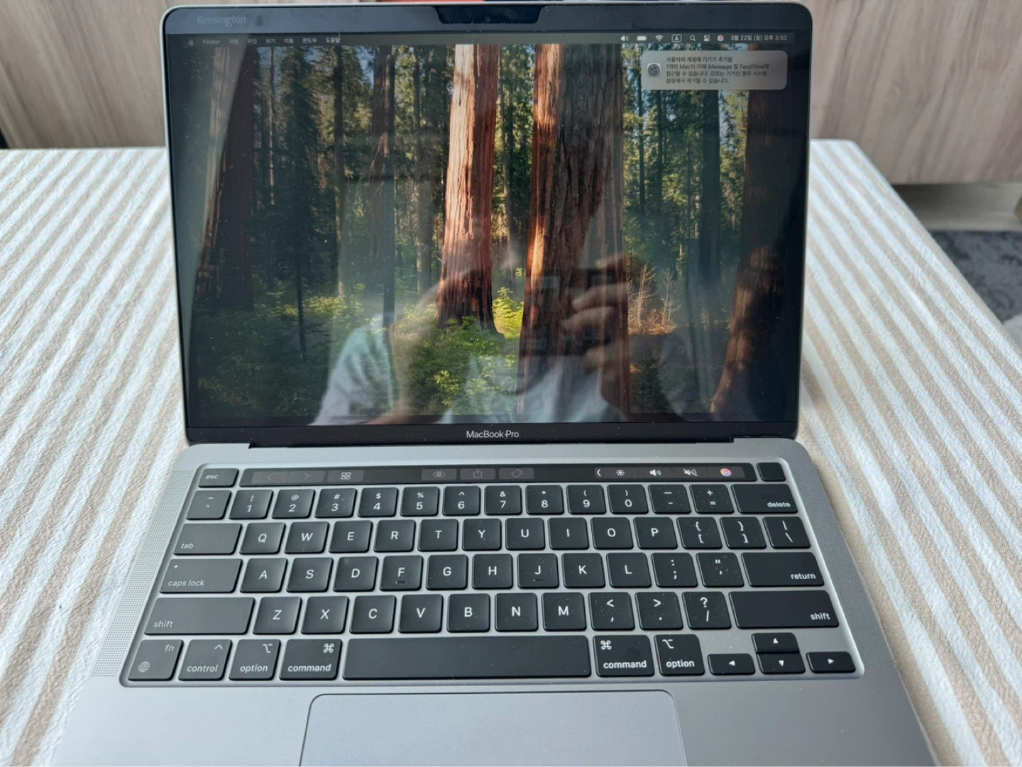 Apple MacBook Pro 13-inch - photo 3