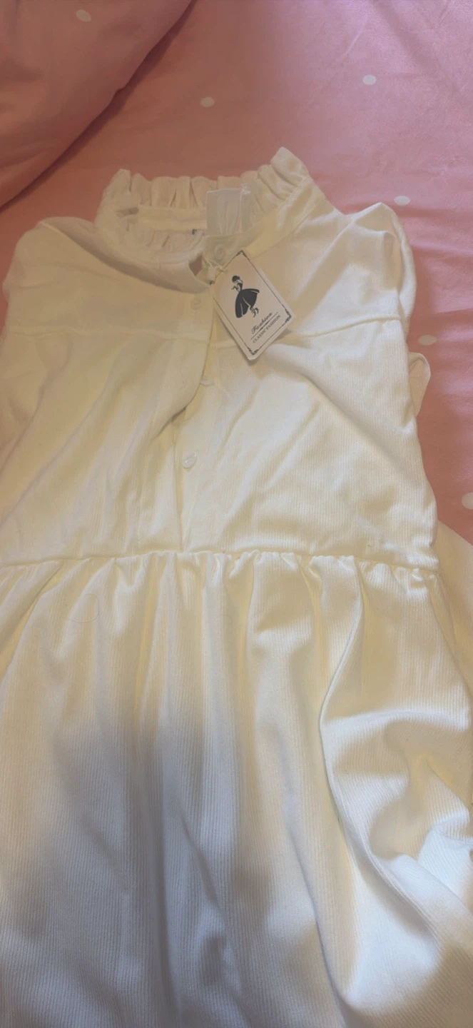 White Corduroy Dress with Embroidered Disney Princesses - photo 2