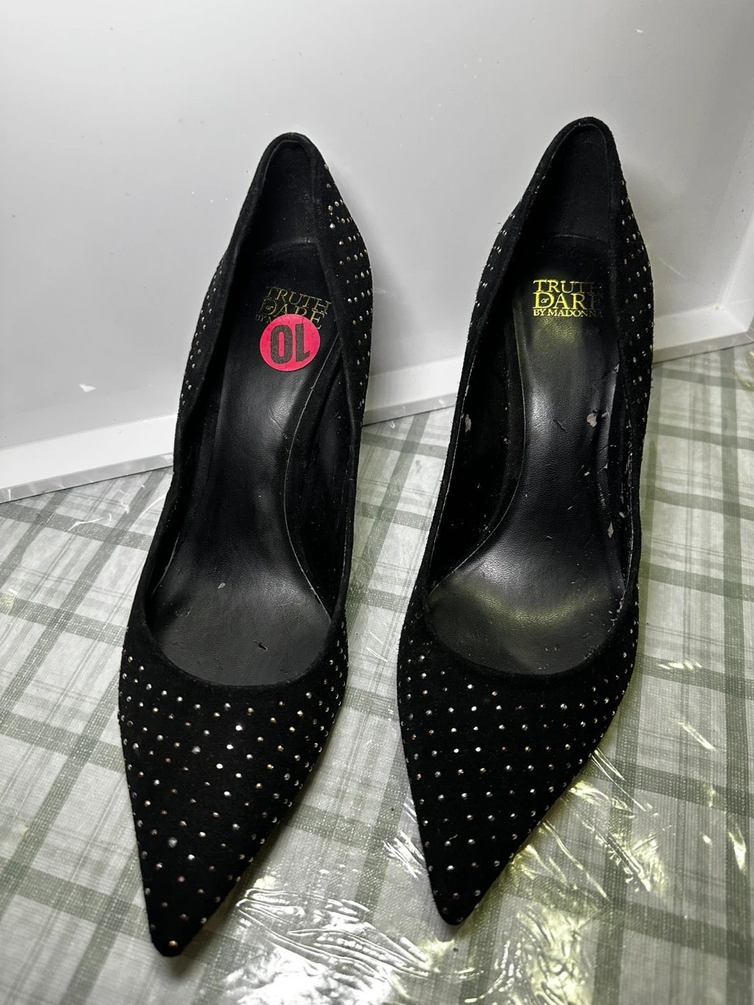 TRU TRU DARE BLACK SUEDE