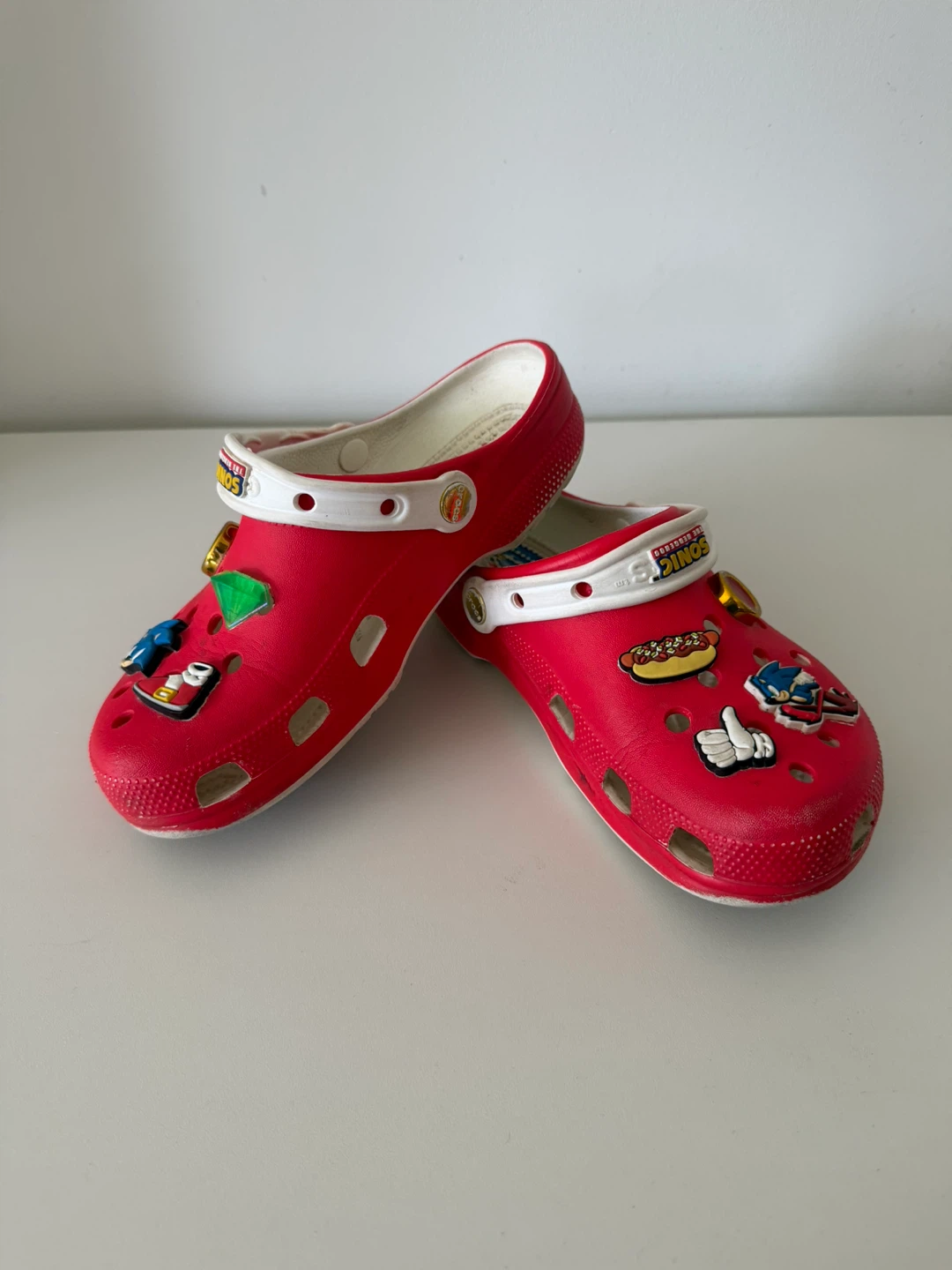 Crocs Sonic the Hedgehog Clogs - Red - Size J 6