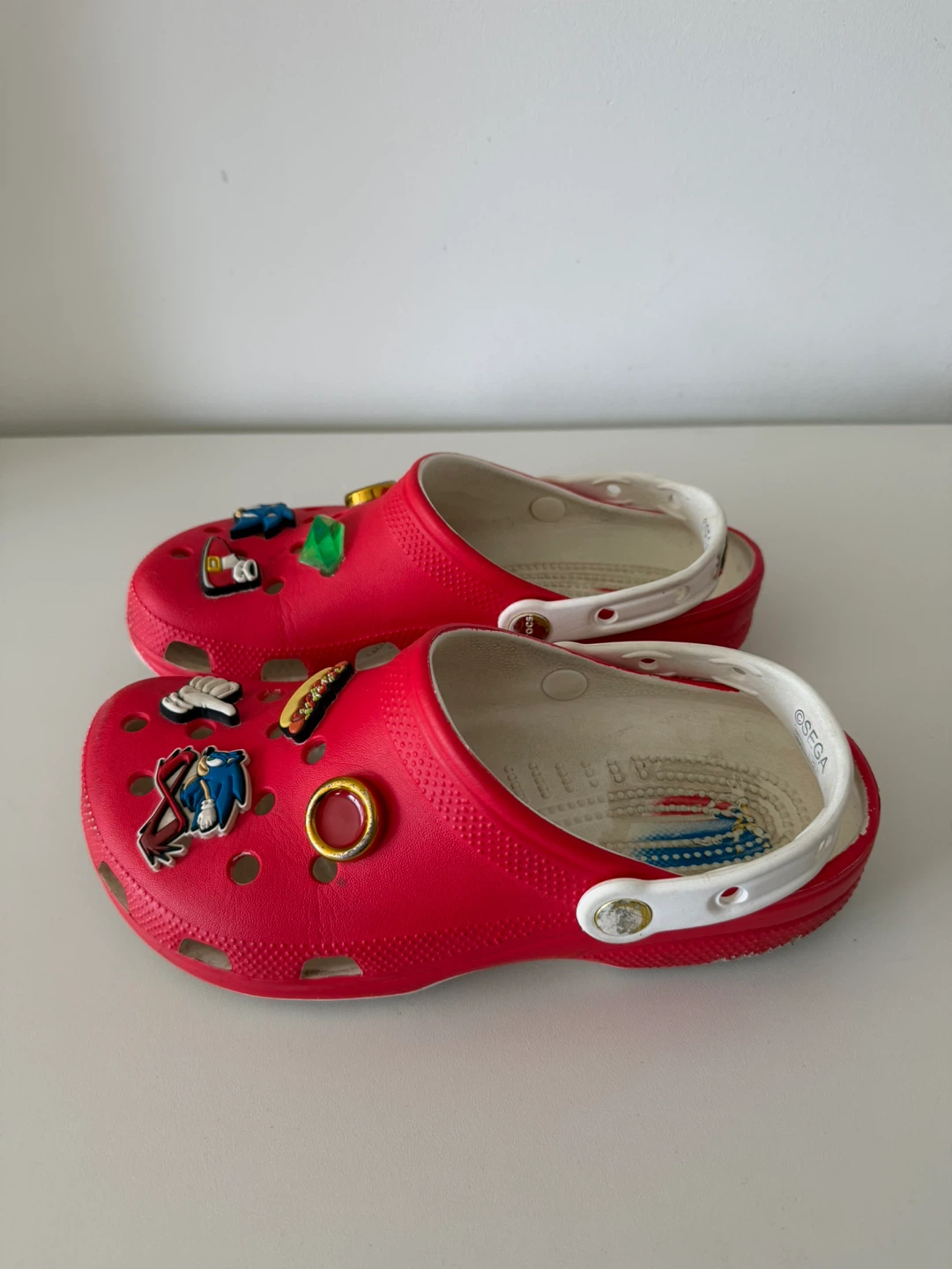 Crocs Sonic the Hedgehog Clogs - Red - Size J 6 - photo 4