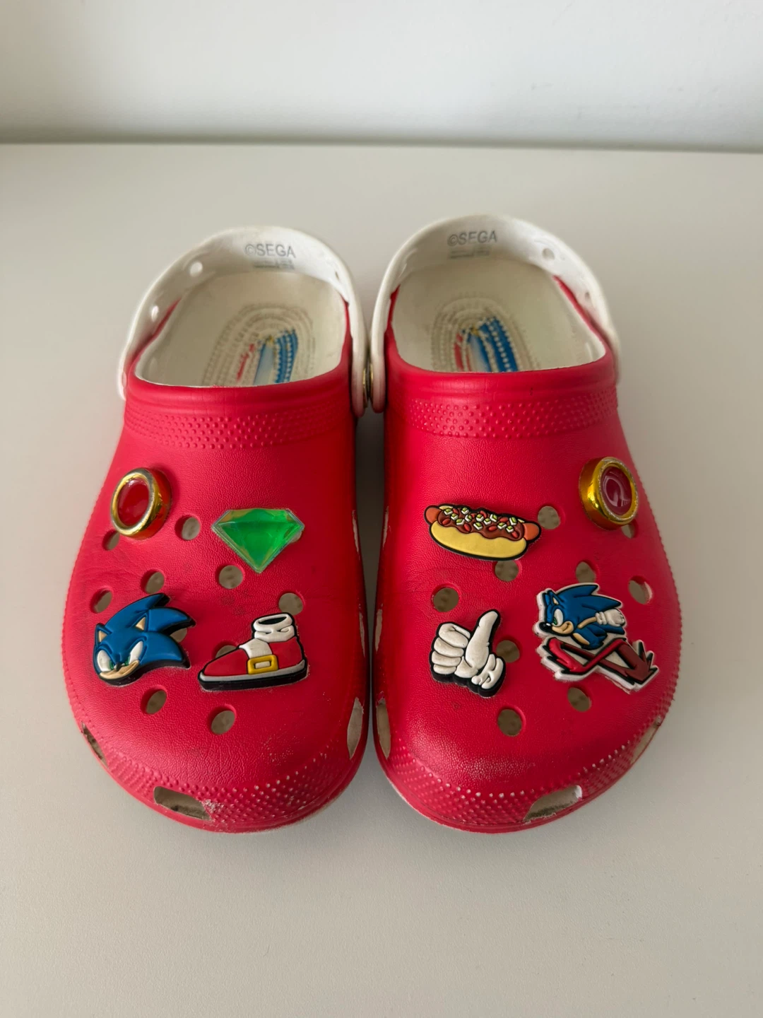 Crocs Sonic the Hedgehog Clogs - Red - Size J 6 - photo 2
