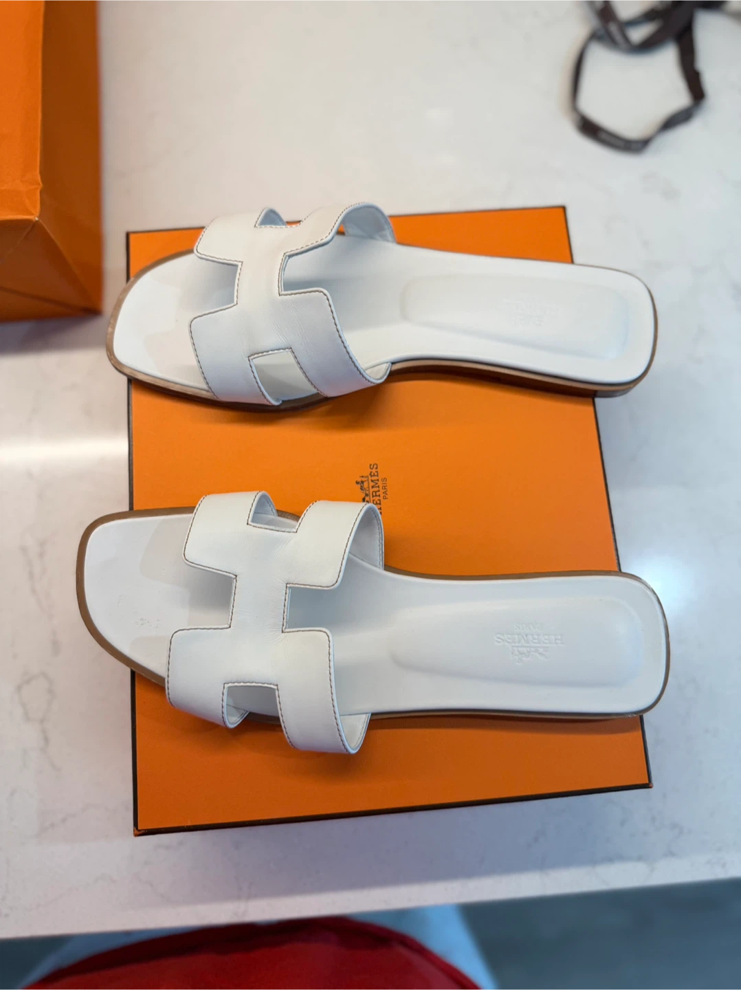 Hermès Oran Sandals White Leather Women's Size 40 - photo 5
