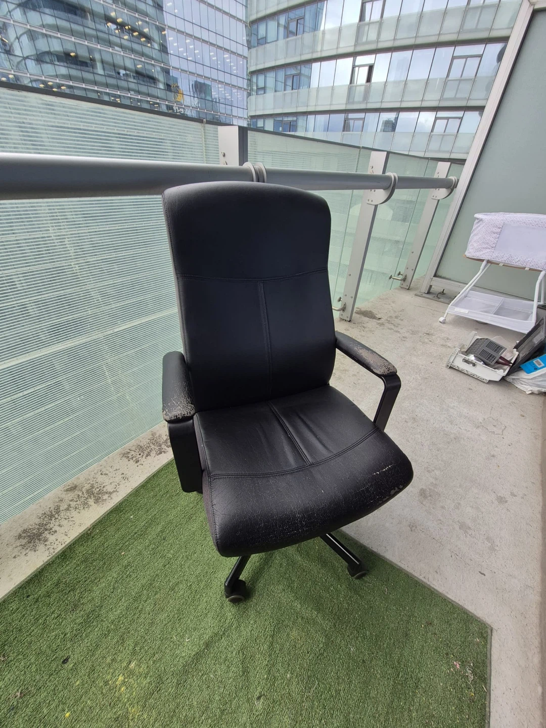 Black Office Chair