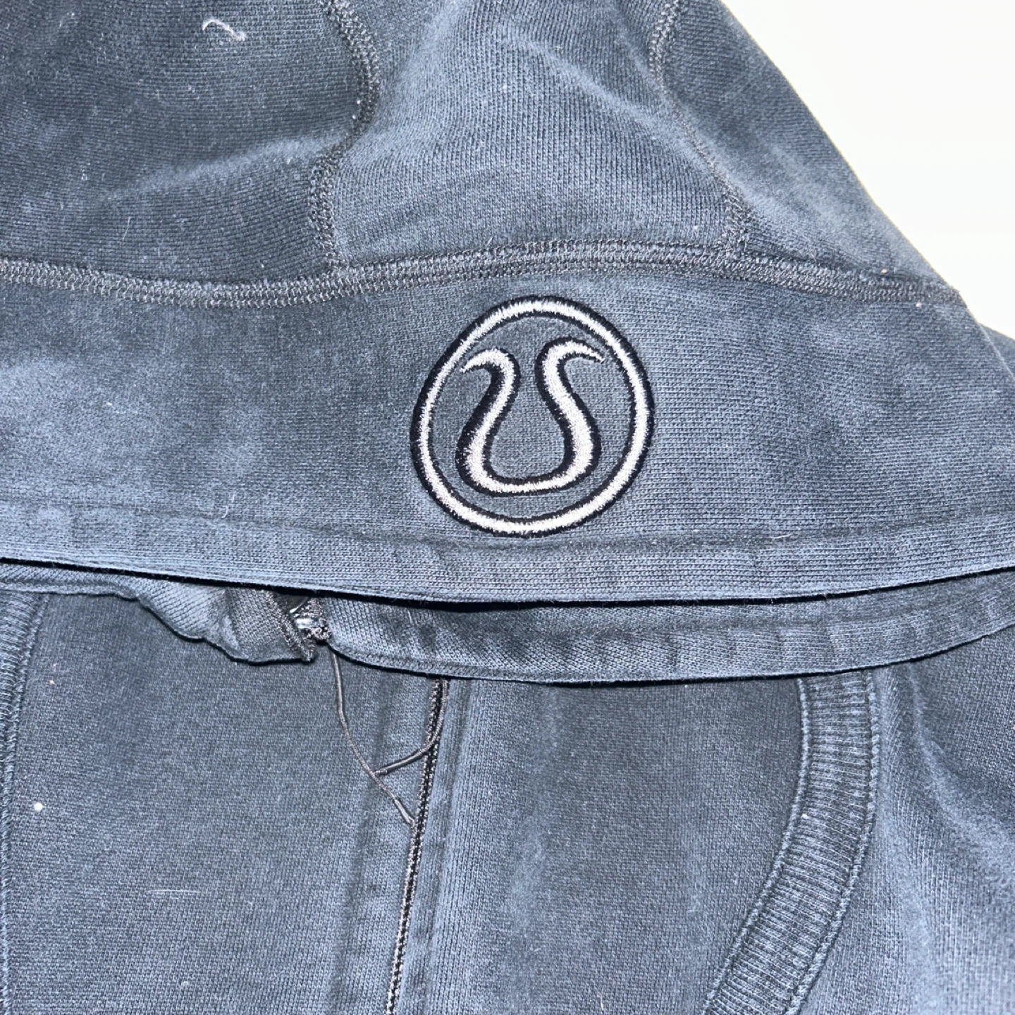 Lululemon black scuba Hoodie Jacket - photo 2