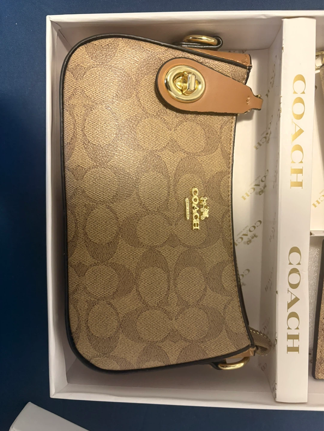 Coach Signature 3-Piece Accessory Set - photo 2