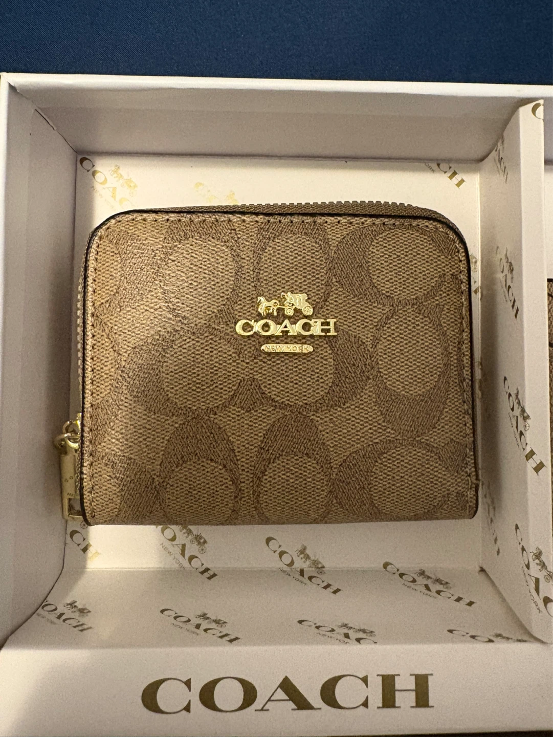 Coach Signature 3-Piece Accessory Set - photo 3