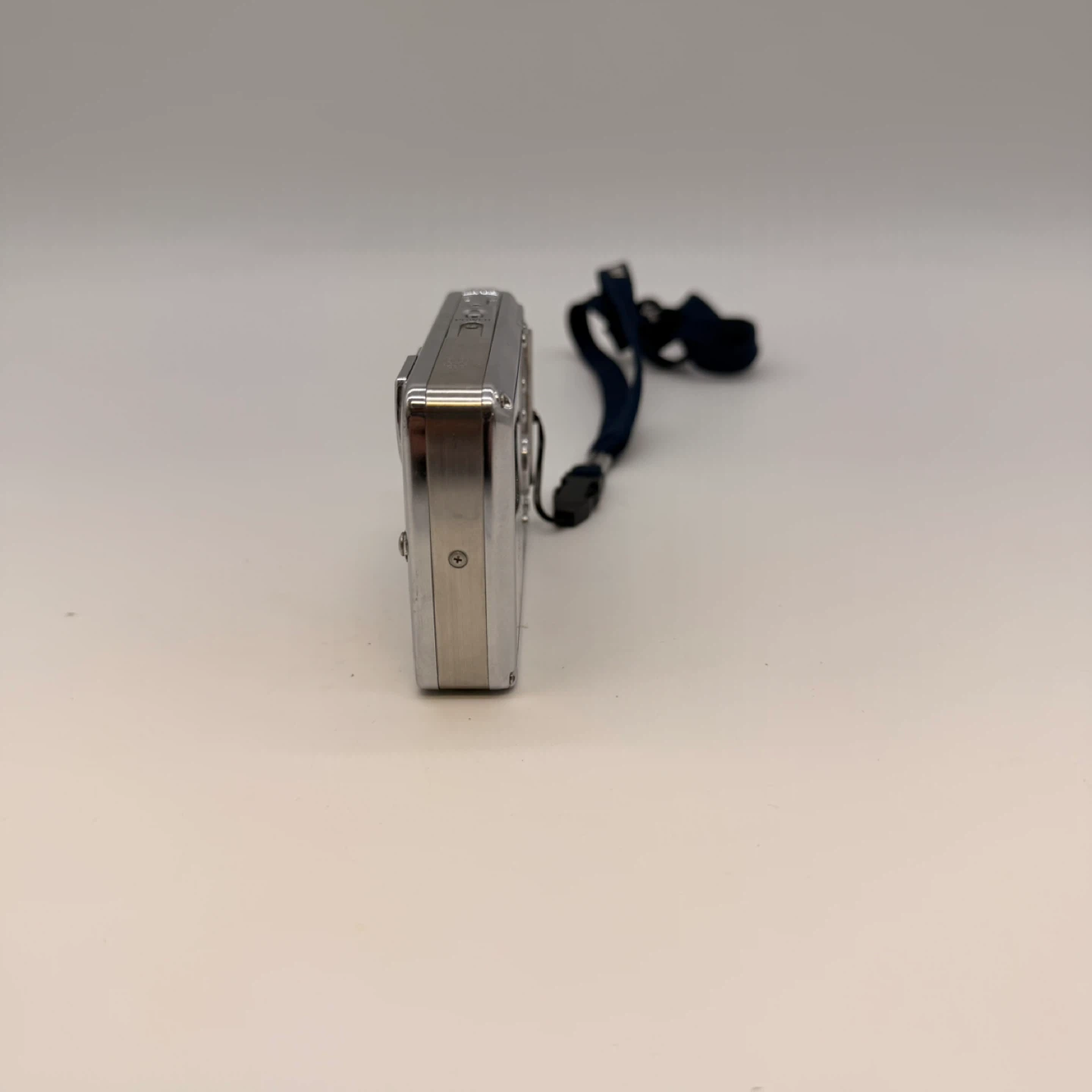 Olympus Stylus 720 SW Waterproof Digital Camera Tested Works - photo 2