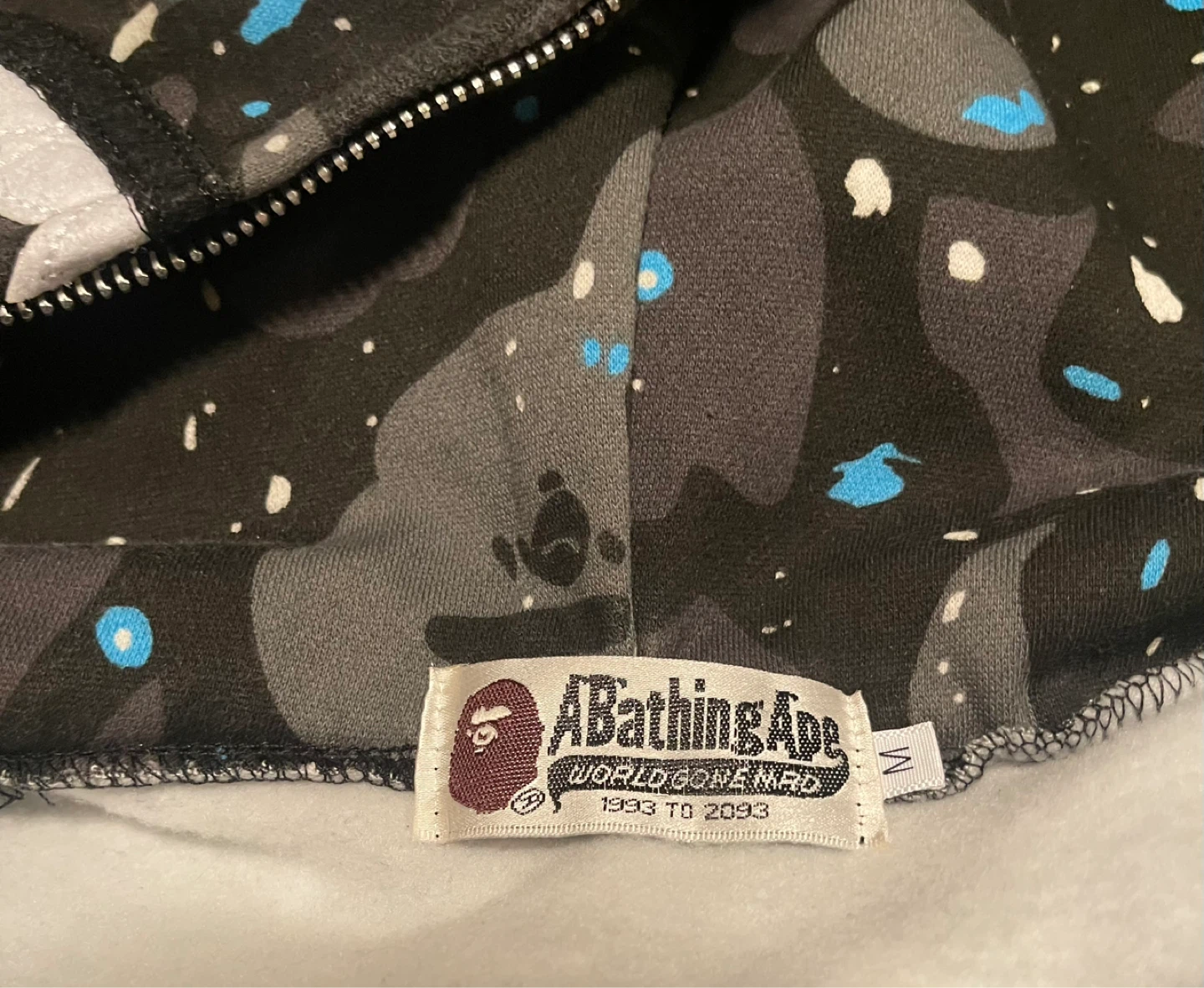 Authentic discontinued Galaxy Bape - photo 2