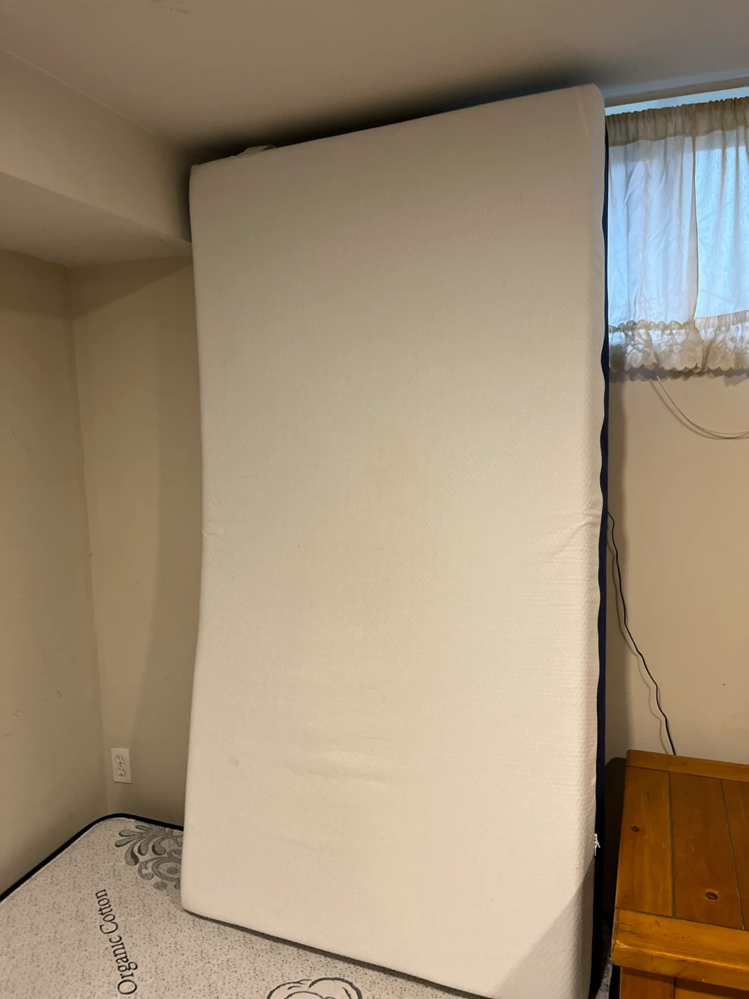 White Mattress - photo 3