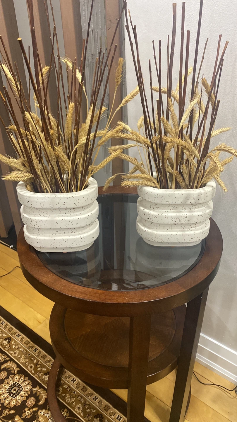 Set of 2 White Speckled Ceramic Vases with Dried Stems and Wheat