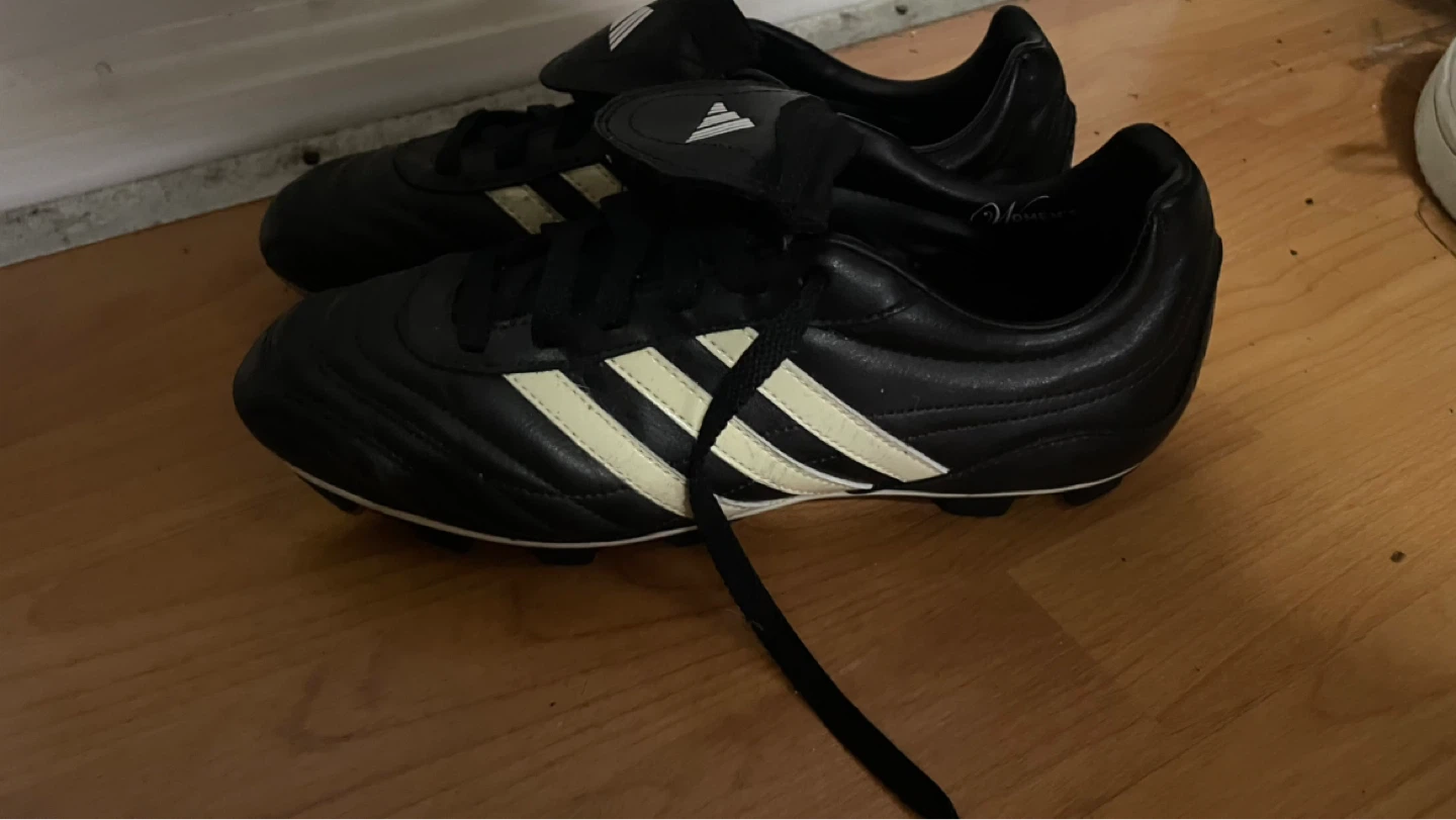 Adidas Soccer Cleats Black Size 8