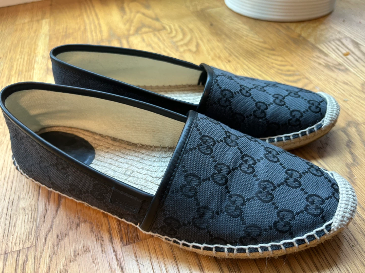 Gucci Women’s Black GG Canvas Espadrilles size 40 - photo 2