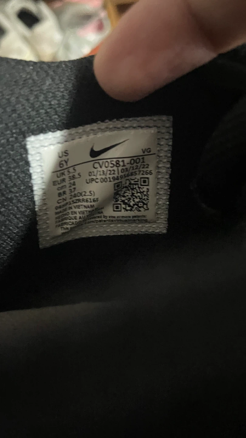 Nike Alpha Menace Youth Football Cleats