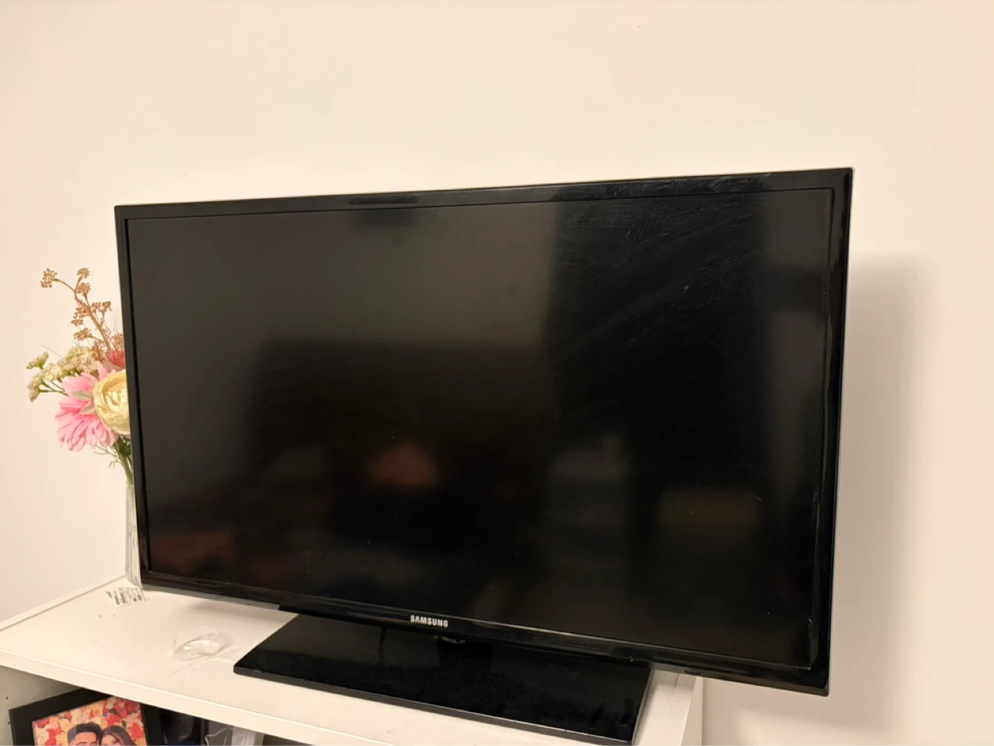 Samsung 32-inch LED TV