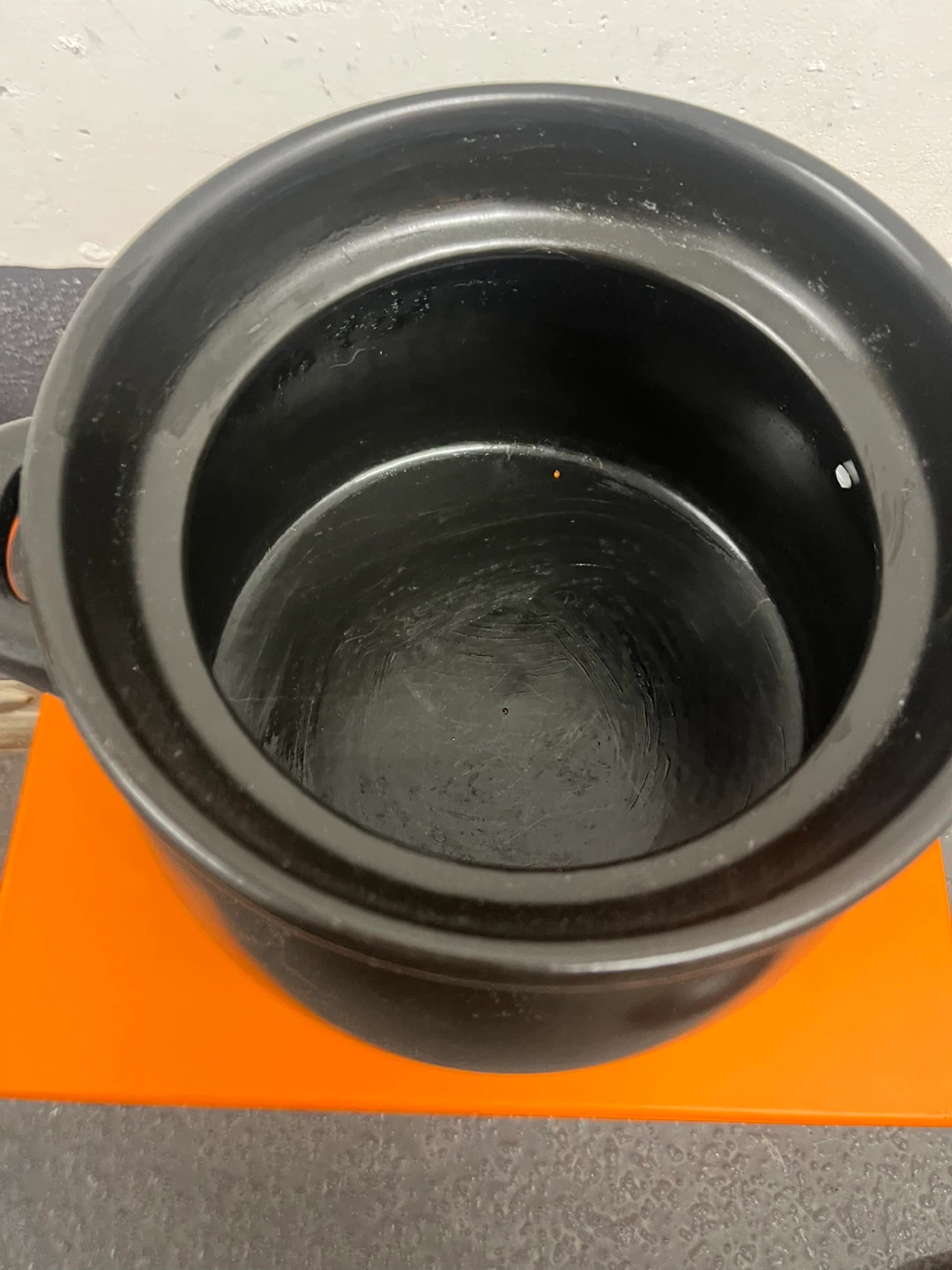 Black Ceramic Cooking Pot with Lid