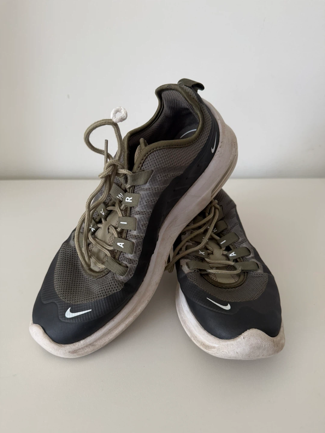 Nike Running Shoes Men / Boys - Size 7