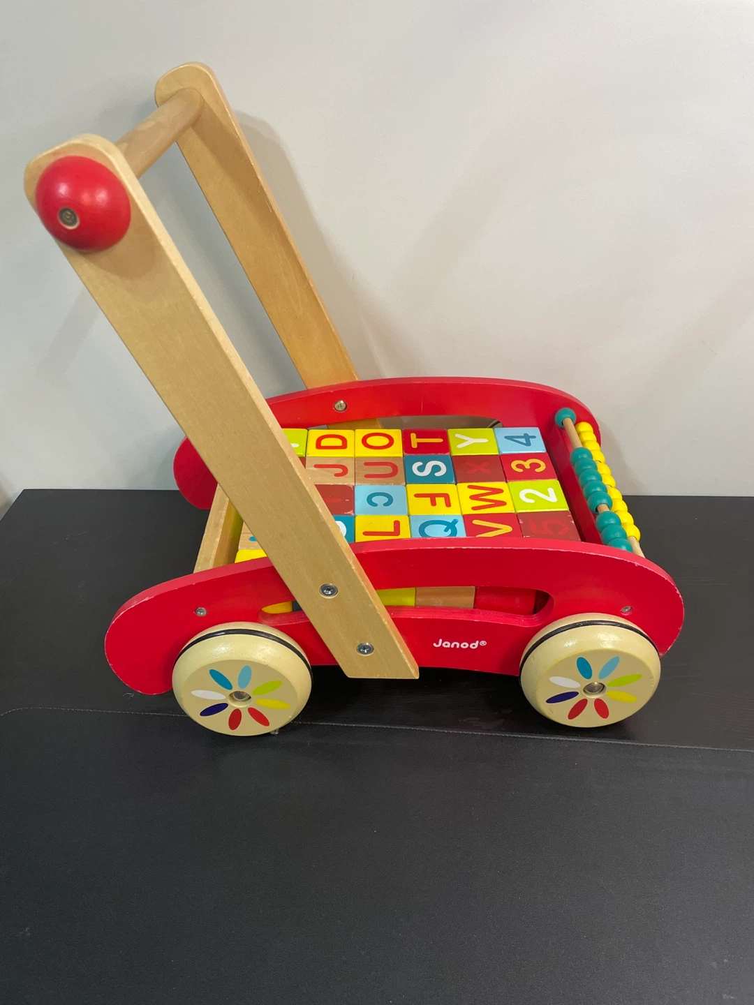 ✨High Quality👌 Janod Wooden Alphabet Walker Toy with Beads - photo 2