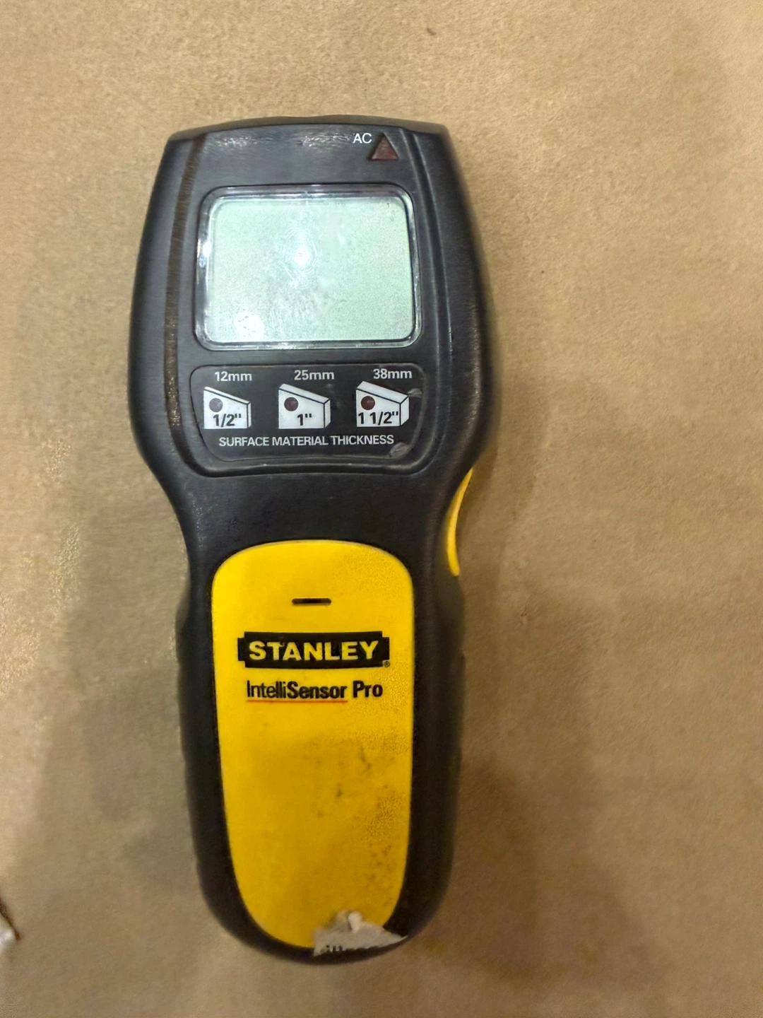Stanley IntelliSensor Pro Stud Finder