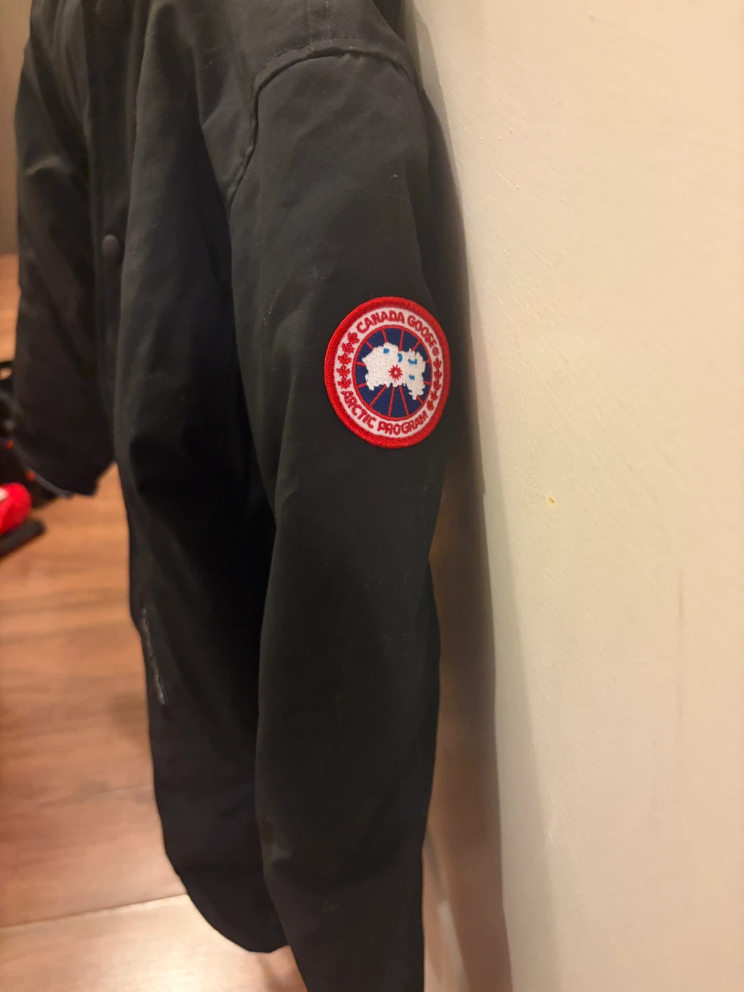 Brand new youth Canada goose Logan parka with fur - photo 2