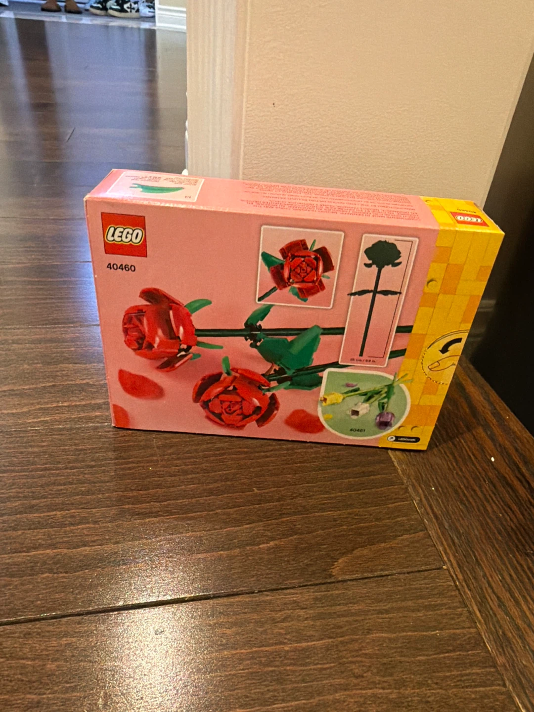 LEGO 40460 Roses Building Set - photo 2