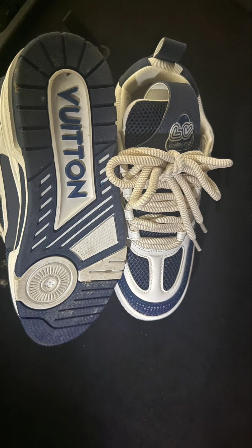 Louis Vuitton White/Navy Sneakers Size 39 - photo 3